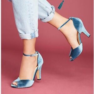 Chelsea Crew Lola Blue Velvet shoes  size 8 1/2